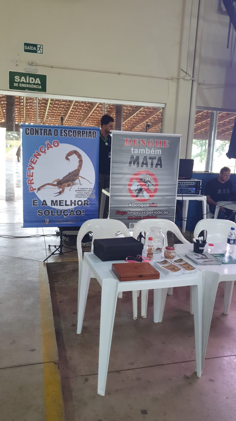 Palestra sobre os cuidados no campo